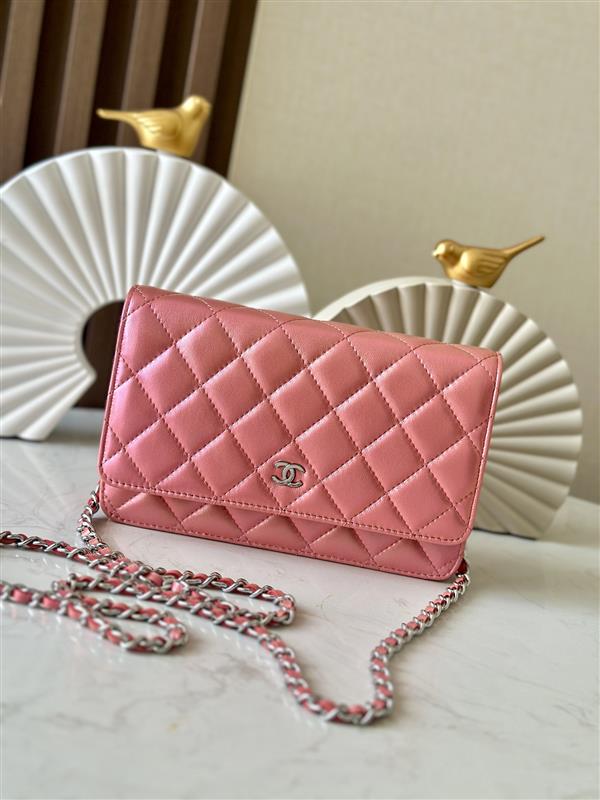 2026127215432514 570